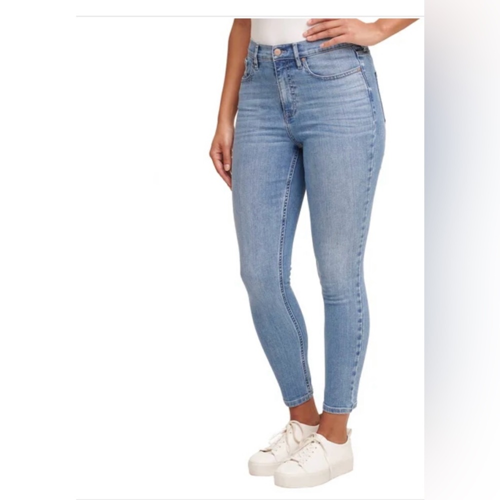NWT Calvin Klein jeans Sz 14. Brand new tags on
